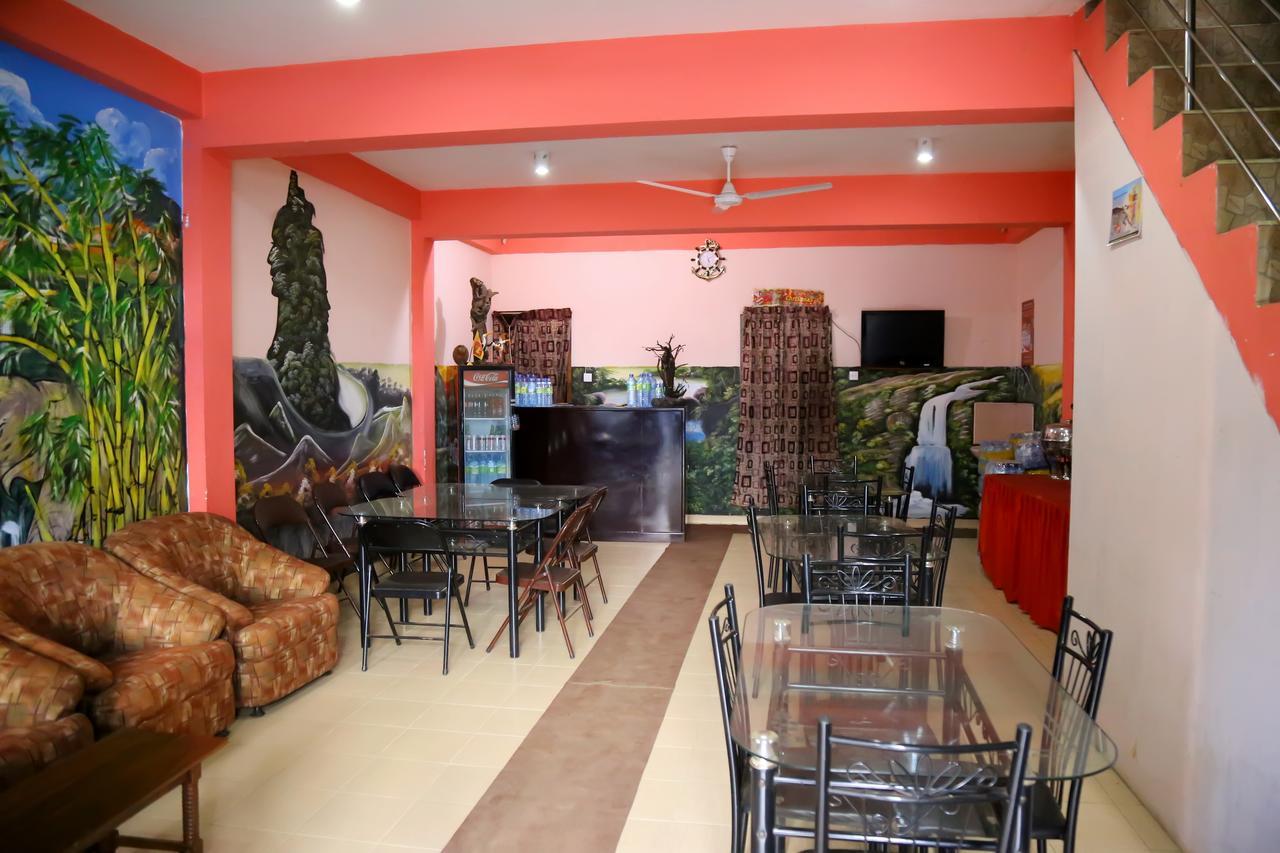 Siumi Rest Hotel Nallathanniya Exterior photo