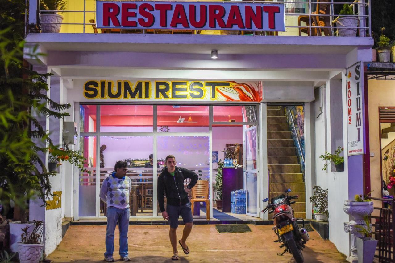 Siumi Rest Hotel Nallathanniya Exterior photo